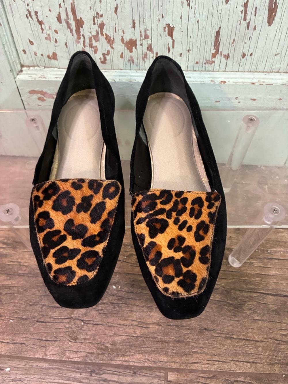 Women’s black and brown leopard print leather loafers size 6.5